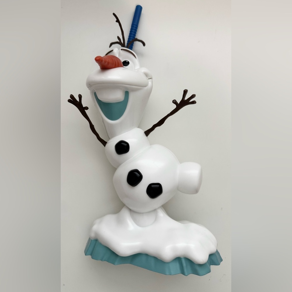 Disney Parks Frozen Olaf Souvenir Cup w/ Lid/Blue Straw - 12” - Never used